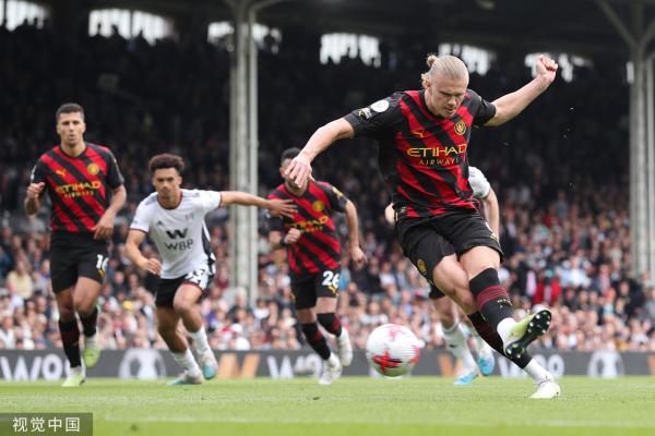 阿尔瓦雷斯 阿尔瓦雷斯