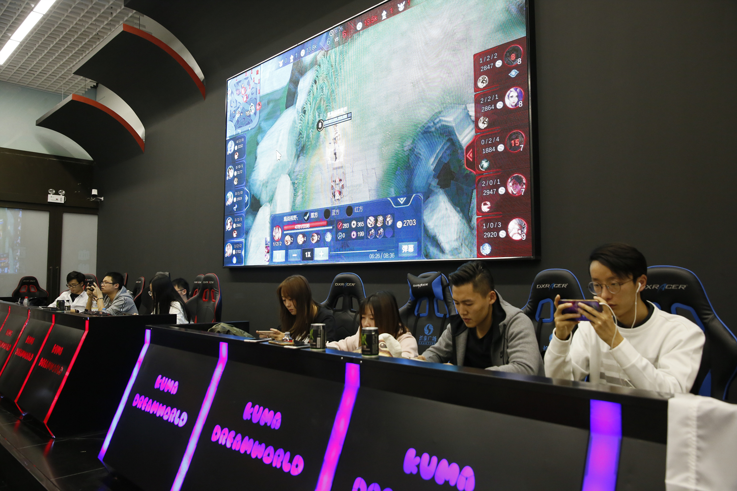 底线切入 底线切入